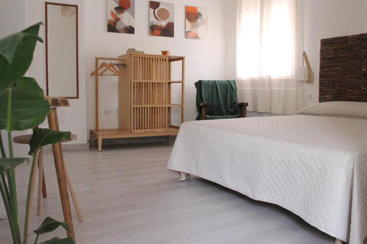 Giobo Rooms Siniscola Exterior foto